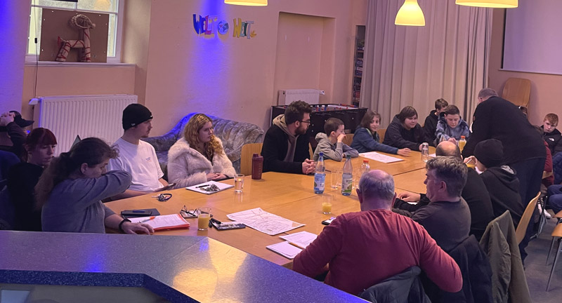 Diskussionsrunde mit Jugendlichen